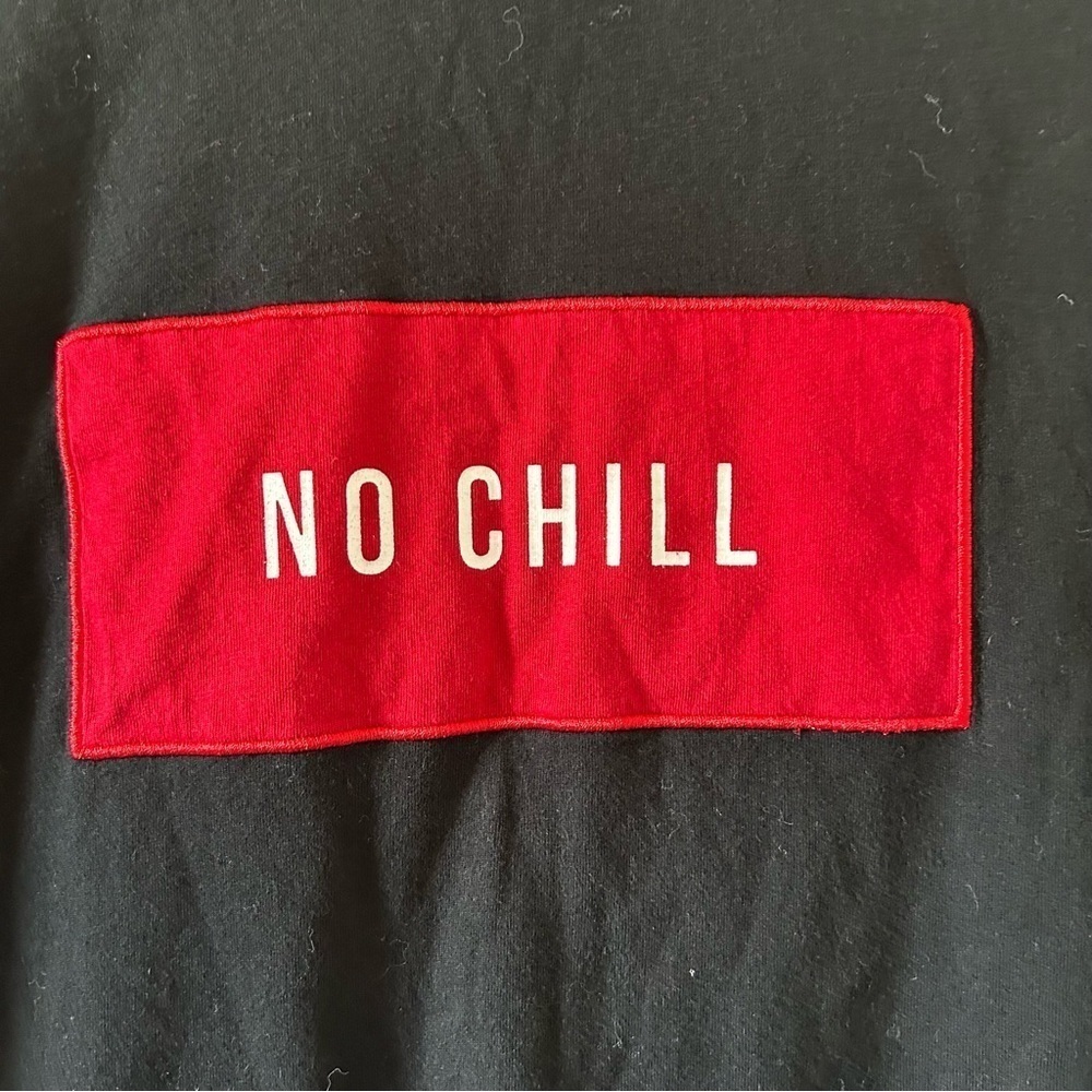 Forever 21 Men’s Black Tshirt Sz Large Black Red No Chill Casual Street Style - Picture 2 of 5